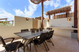 Charming Nature-Inspired Condos with Sultry Surroundings by Stella Rentals