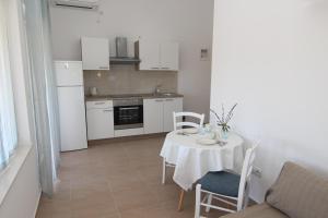 Family Apartments House Damir