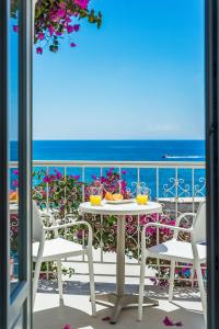 Samaria by the Sea