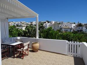 Apartments Matilda Milos Greece