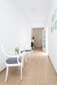 The wave house El Médano