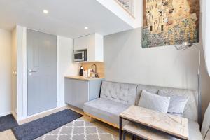 Historic Studio by Old Town - 24h Reception & Loft