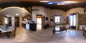Apartment with Sea View - Split Level