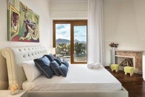 Suite with Balcony room in Luxury Rooms & Suites