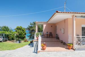 Pension Giannis Thassos Greece