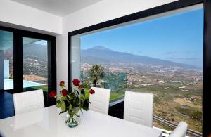 Villa Los Olivos - Private Infinity Pool & Teide Views