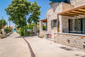 Petras Gi - Stone Houses Messinia Greece