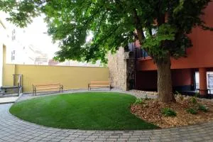 Piacsek Apartmanház - Pécs