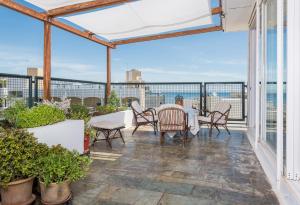 Panoramic view roof garden apartment