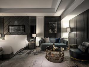 Art Paradiso, Paradise City