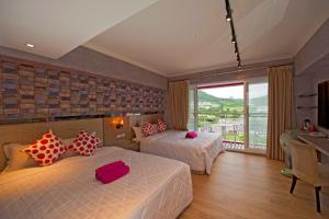 Phòng Tiêu Chuẩn 4 Người (Standard Quadruple Room)