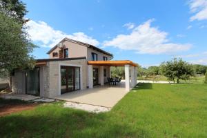 Holiday House Cuvi - 3hvězdičkové hotely ve městě Rovinj