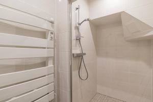 Two-Bedroom Apartment room in CityCosy Strasbourg - Modern Family Deserte