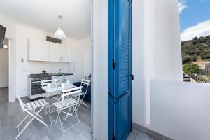 Isule Apartments