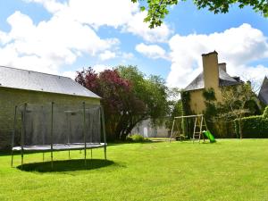 Maisons de vacances Cozy Holiday Home in Lantheuil with Garden : photos des chambres