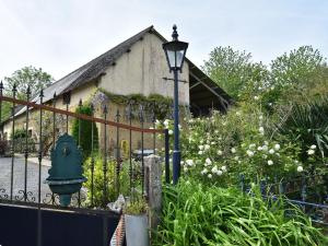 Maisons de vacances Rustic Holiday Home in Normandy France with Garden : photos des chambres