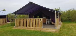 Campings Camping Les Chagnelles : photos des chambres
