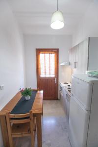 Apartment with Sea View (3 Adults) room in Sofia Apartments - Kantia