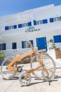 Vincenzo Family Rooms Tinos Greece