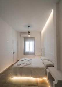 Esmeralda Apartments Sifnos Greece