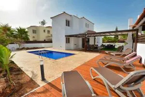 Nissi Palms Villa - Ayia Napa