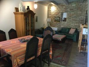 Három Huszár Köveskal