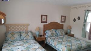 Double Room room in Midway Lodging