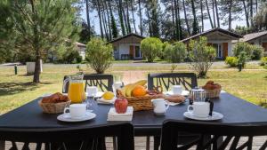 Villages vacances Vacanceole - L'Allee des Dunes - Ondres Plage : photos des chambres
