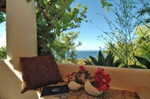 Hytte Villa Ginestra, panoramica villa dell'800 in tipico stile Eoliano Malfa Italia