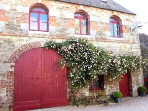 B&B / Chambres d'hotes Les Chambres du Chateau du Rozel : photos des chambres