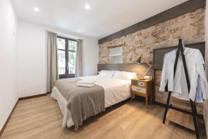 Bravissimo Rambla Eiffel Bridge 1