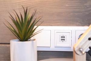 Bravissimo Rambla Eiffel Bridge 1