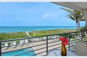 The Beach on Longboat Key - Longboat Key