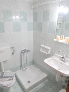 Kamakaris Rooms