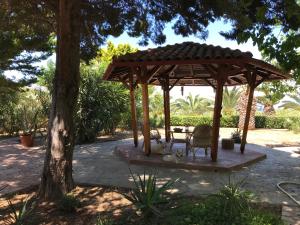 Charming Beach Cottage - Paradise on Earth