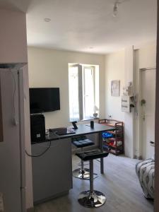 Appartements appartement lisieux calme tres bien equipe : photos des chambres