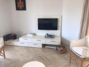 Appartements Front beach Luxury near Nice airport : photos des chambres