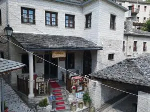 Σταυραετός (Stavraetos)