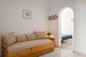 Evgenia Rooms and Apartments Folegandros Greece