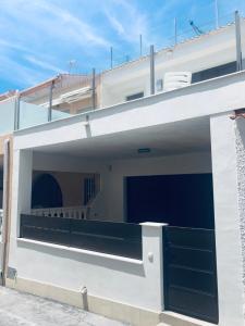 Martin Stone Mil Palmeras Beach