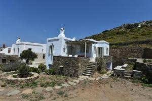 Arados Houses-Breathtaking Agean Sea view Tinos Greece