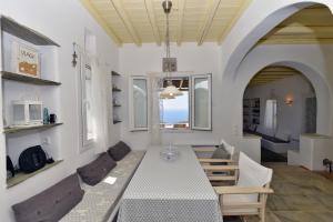 Arados Houses-Breathtaking Agean Sea view Tinos Greece