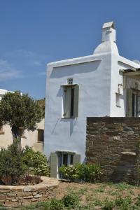 Arados Houses-Breathtaking Agean Sea view Tinos Greece