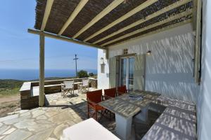 Arados Houses-Breathtaking Agean Sea view Tinos Greece