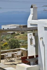 Arados Houses-Breathtaking Agean Sea view Tinos Greece