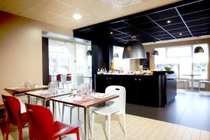 Hotels Campanile Bordeaux Nord - Le Lac : photos des chambres