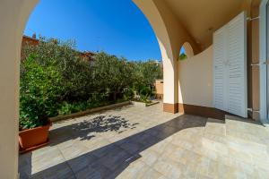 Apartments Esad 