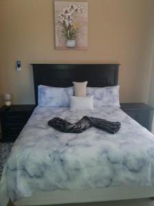 FNT Guesthouse, Pensionen - Johannesburg