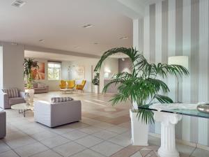 Koukounaria Hotel & Suites Zakynthos Greece