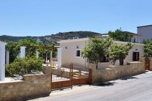 Anna 's House - Garden Cottage in Kissamos Chania Greece